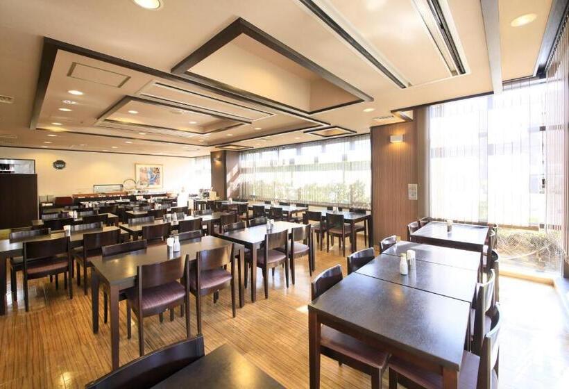 בית מלון כפרי Maple Inn Makuhari