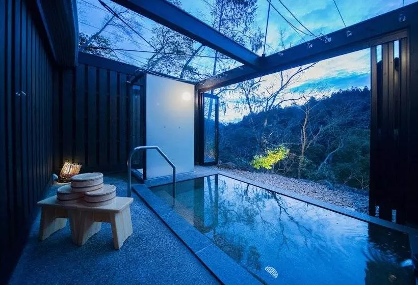 בית מלון כפרי Momijiya Honkan Takaosansou