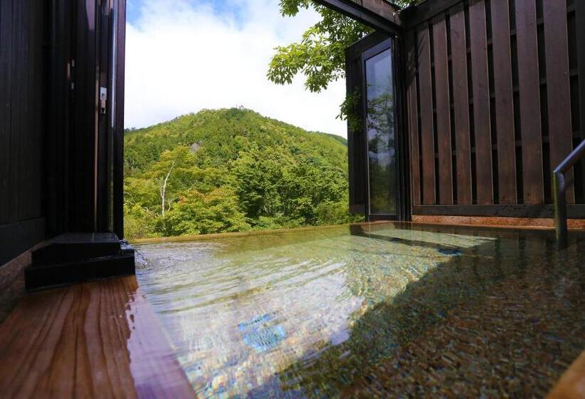 فندق Momijiya Honkan Takaosansou