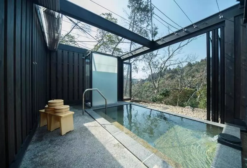 בית מלון כפרי Momijiya Honkan Takaosansou