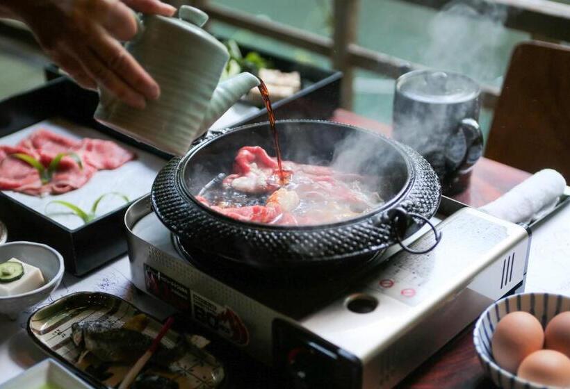 فندق Momijiya Honkan Takaosansou