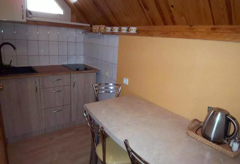 هتل Po Kastonu & Spa