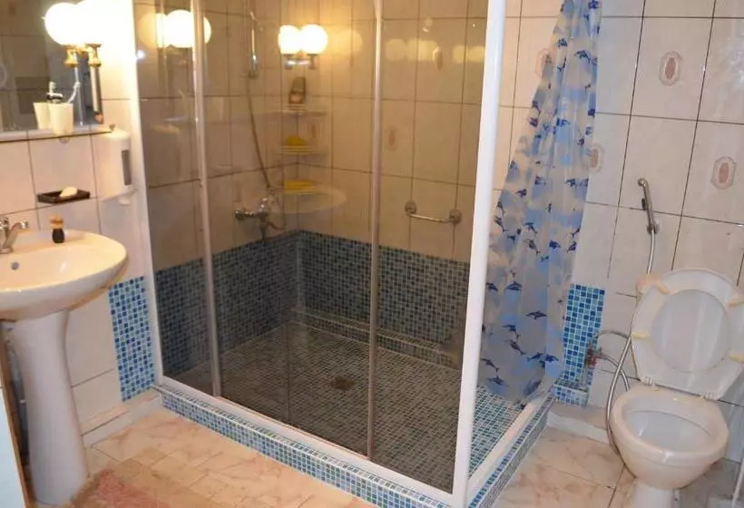 هتل Po Kastonu & Spa