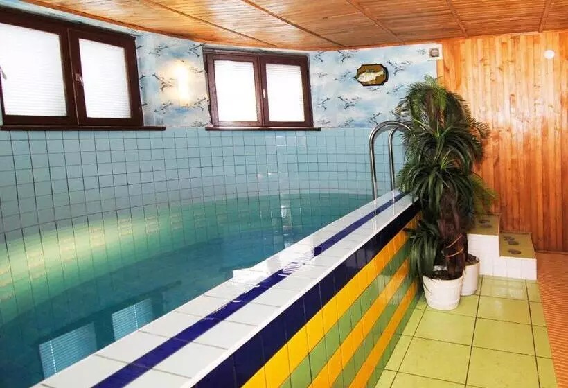 هتل Po Kastonu & Spa