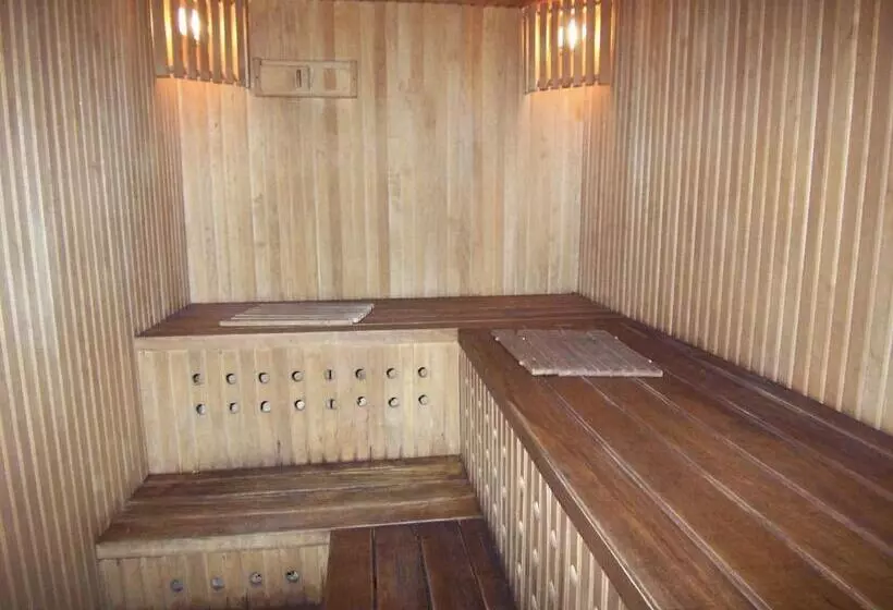 هتل Po Kastonu & Spa