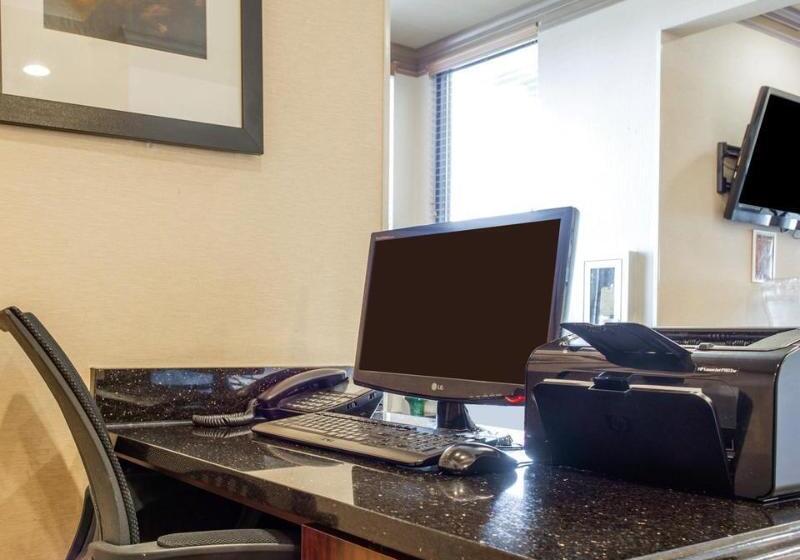 호텔 Sleep Inn & Suites