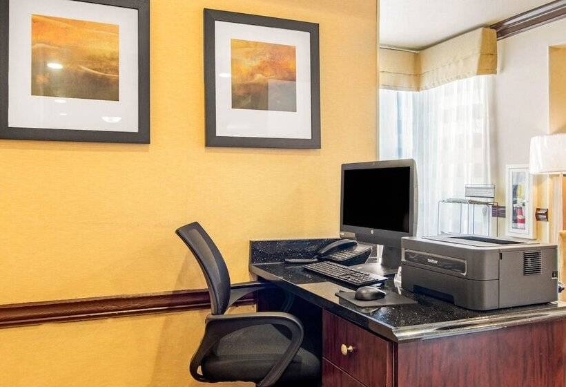 호텔 Sleep Inn & Suites