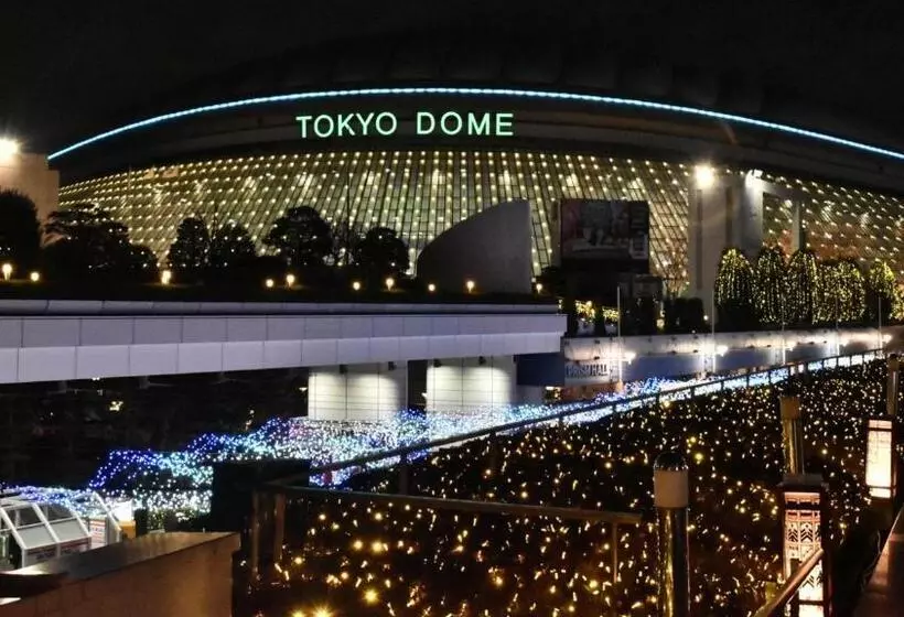 Отель Toyoko Inn Tokyo Korakuen Bunkyokuyakusho-mae