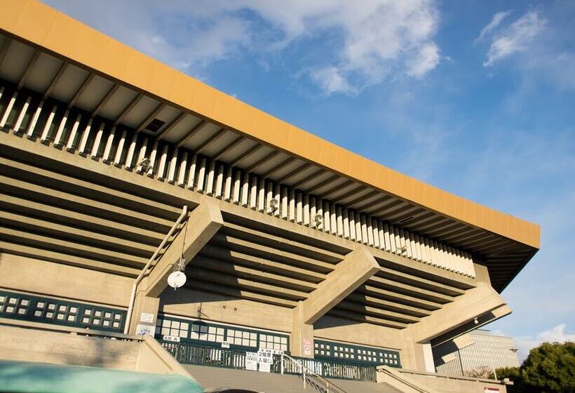 Отель Toyoko Inn Tokyo Nihon-bashi Hamacho Meijiza-mae