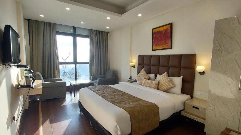 فندق Tulip Inn Green Castle Mall Road