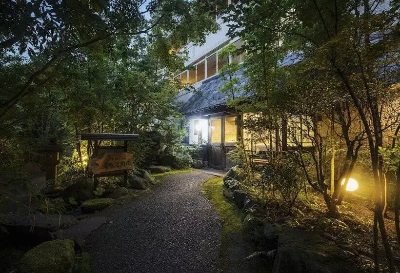 בית מלון כפרי Yufuin Besso Shikisai