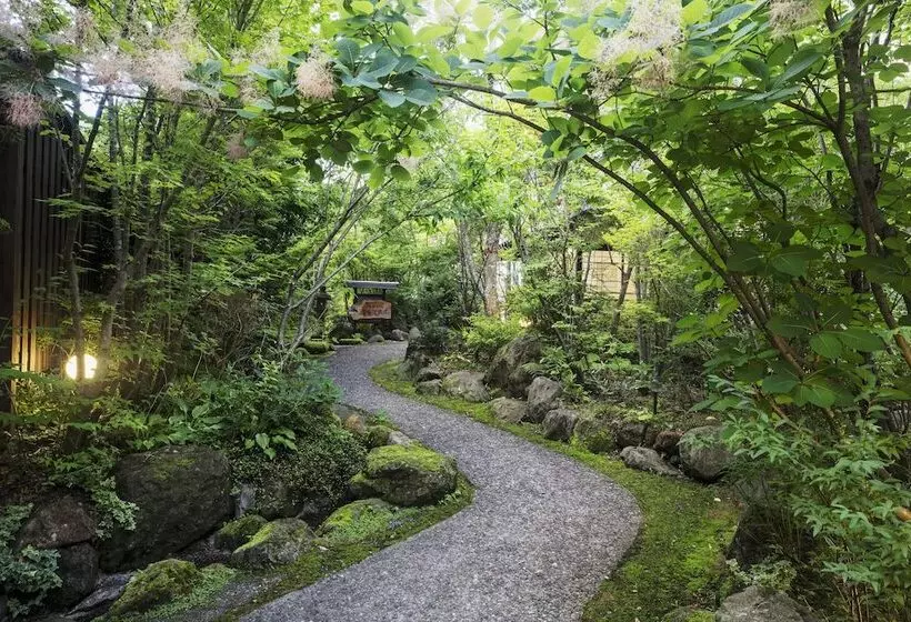 בית מלון כפרי Yufuin Besso Shikisai