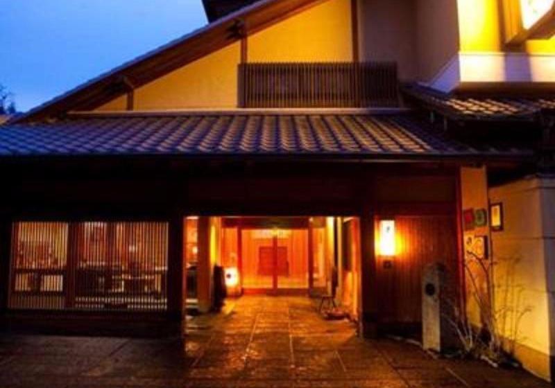 Kappou Ryokan Momiya