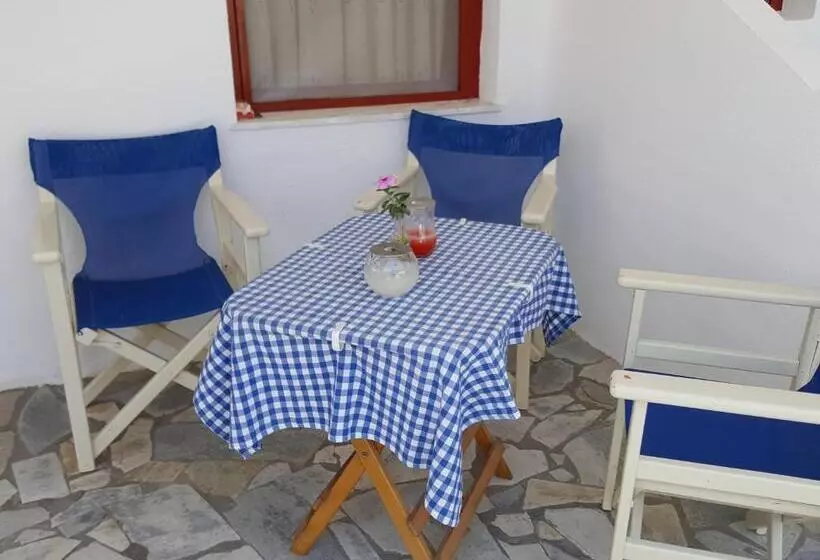 Ostria Beach Studios