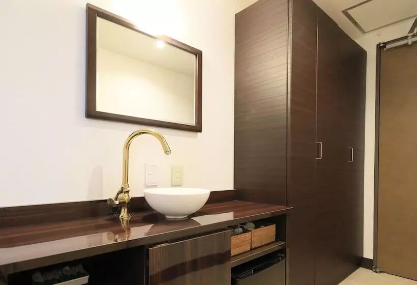 Отель Atsugi Urban