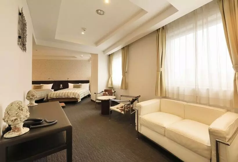 Отель Atsugi Urban