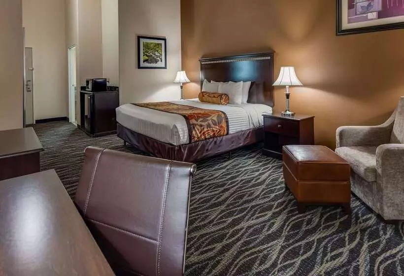 酒店 Best Western Plus Battleground Inn & Suites