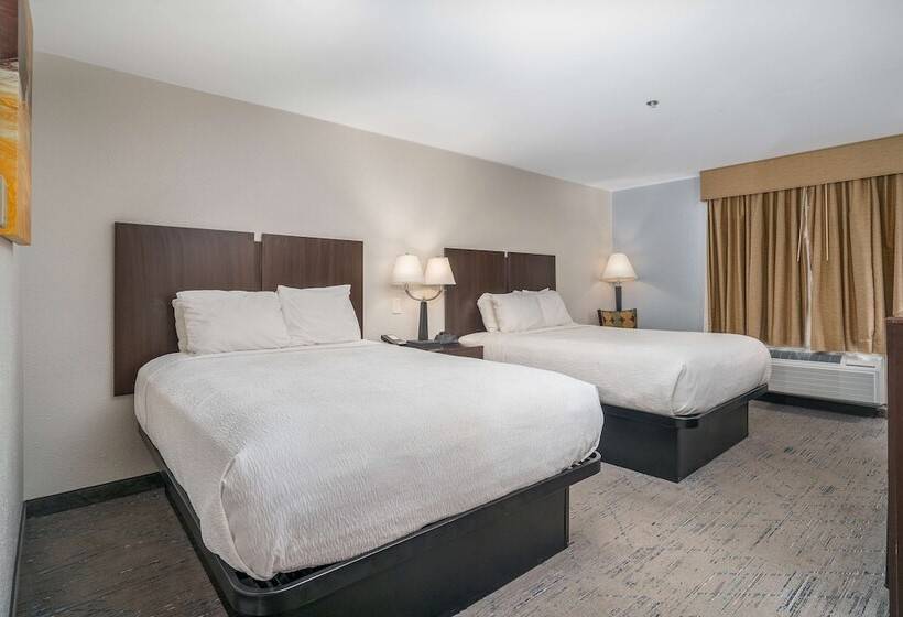 ホテル Best Western Plus Silver Creek Inn