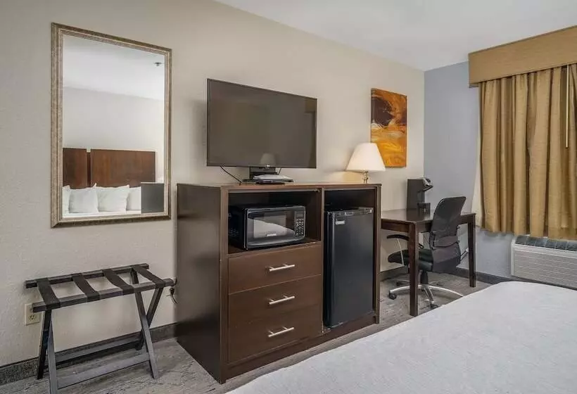 酒店 Best Western Plus Silver Creek Inn