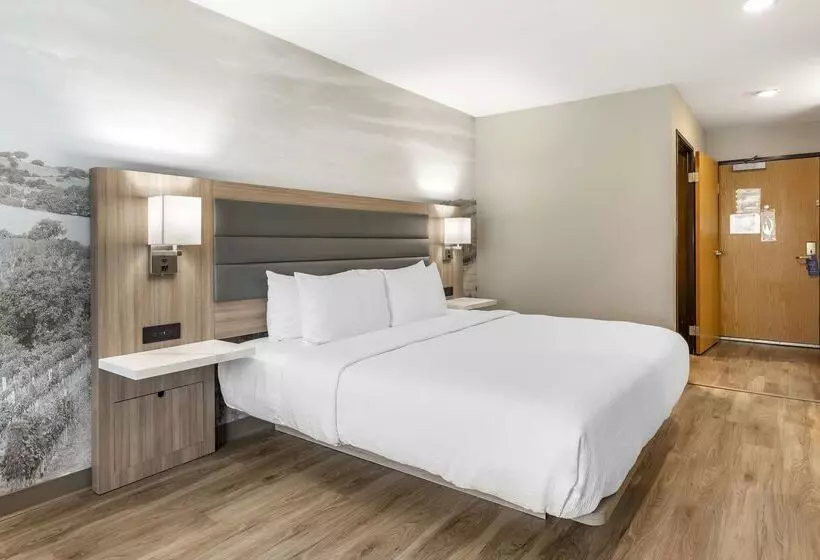 Szálloda Best Western Plus Vineyard Inn