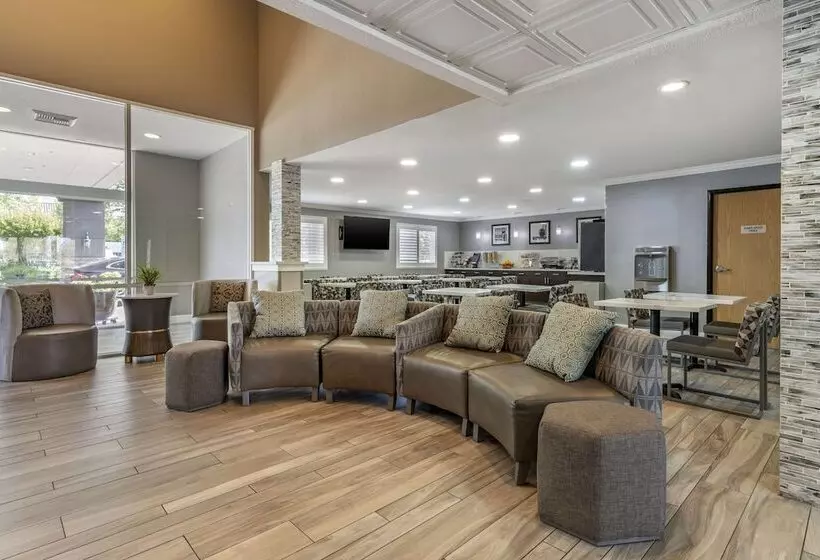 Szálloda Best Western Plus Vineyard Inn