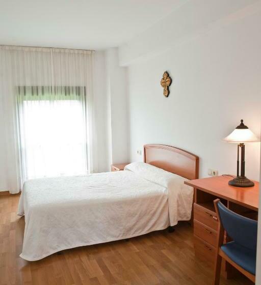 ホテル Casa Diocesana Via Lucis