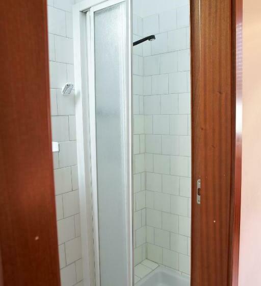 ホテル Casa Diocesana Via Lucis