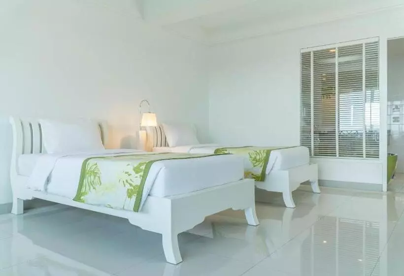 Hotel Cera Resort @ Cha Am