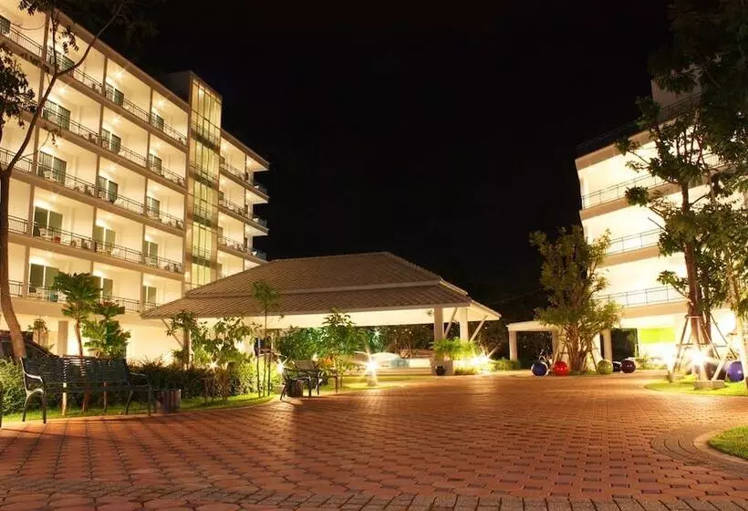Hotel Cera Resort @ Cha Am