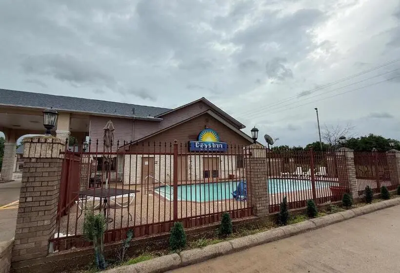ホテル Days Inn By Wyndham Navasota