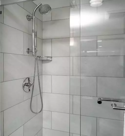 Delta Hotels By Marriott Huntington Mall