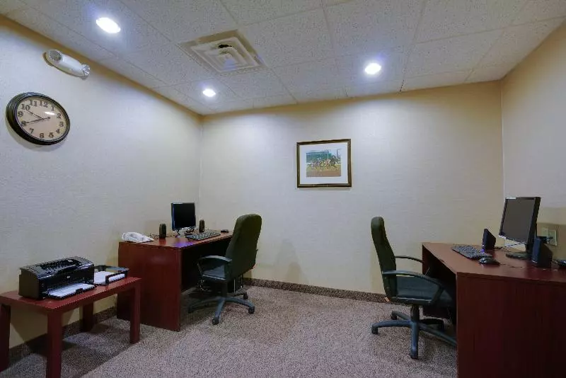 فندق Holiday Inn Express Charles Town, An Ihg