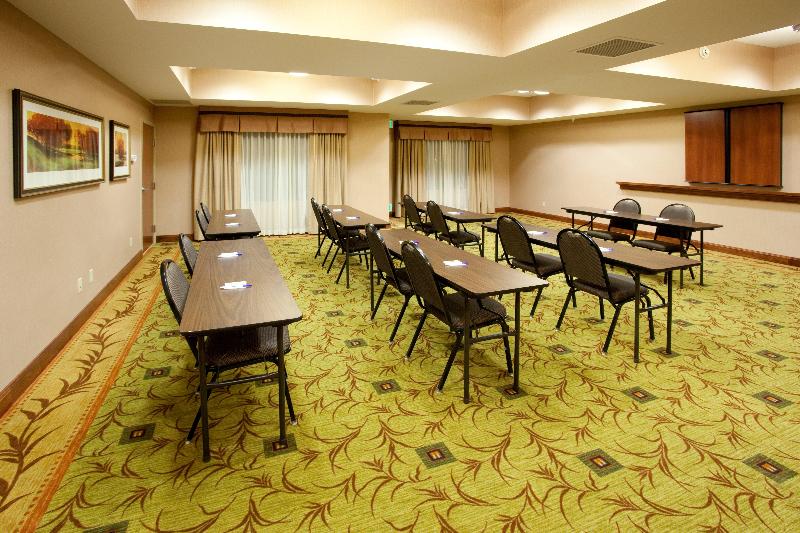 בית מלון כפרי Holiday Inn Express Rawlins By Ihg