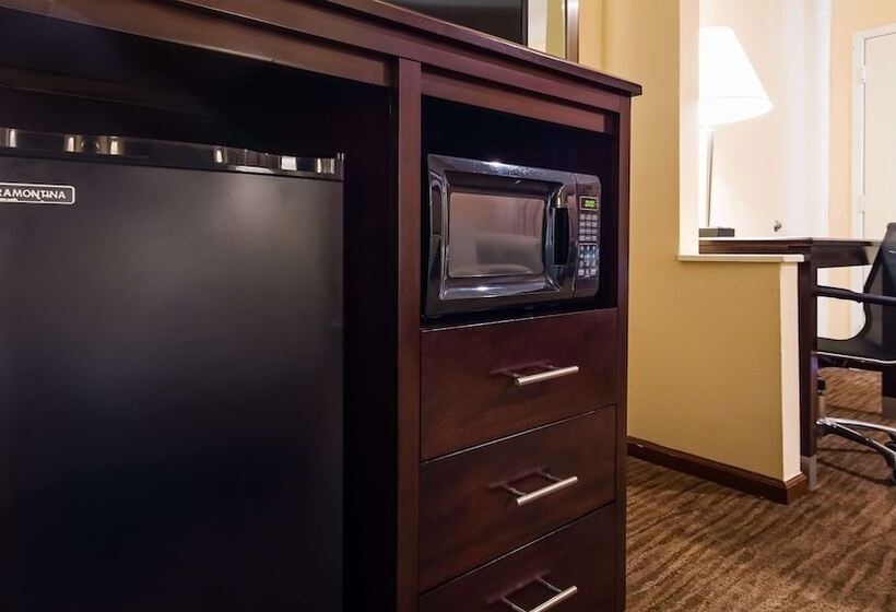 فندق Days Inn By Wyndham Navasota