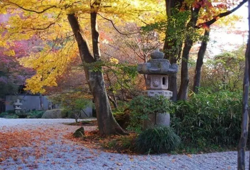 בית מלון כפרי Nasu Onsen Sanraku