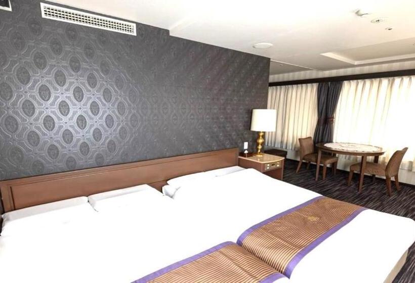 New Osaka Hotel Shinsaibashi