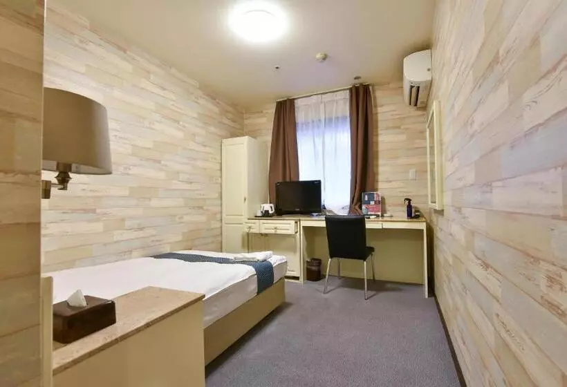 New Osaka Hotel Shinsaibashi