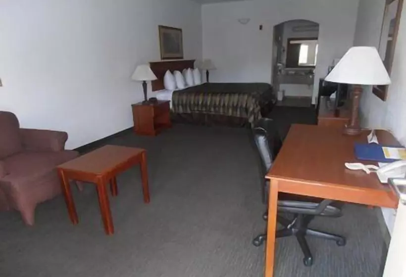 Hotelli Quality Inn & Suites