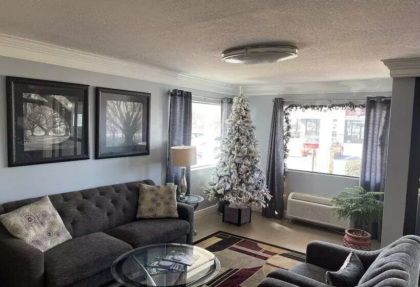 Отель Days Inn By Wyndham Gonzales