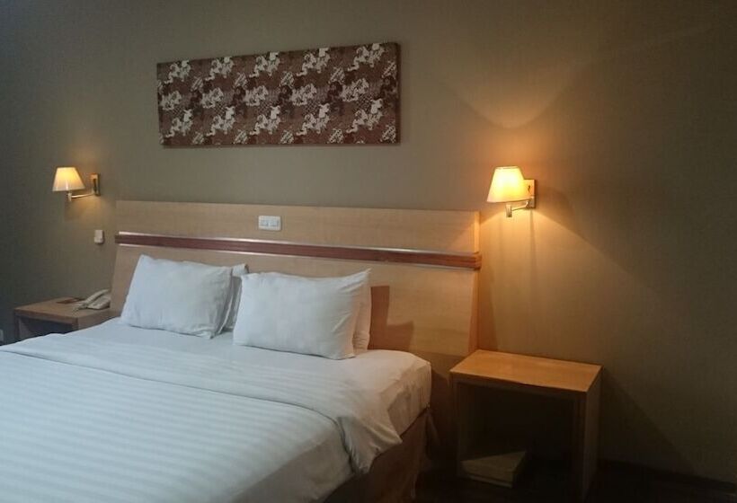 Merapi Merbabu Hotel Yogyakarta Powered By Archipelago