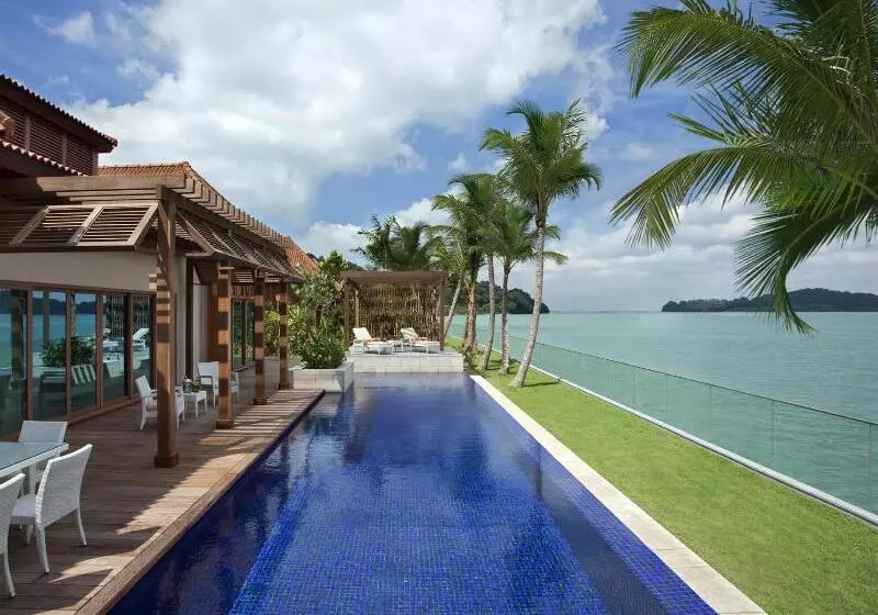 Resorts World Sentosa Equarius Villas