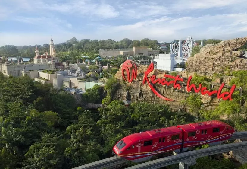 Resorts World Sentosa Equarius Villas