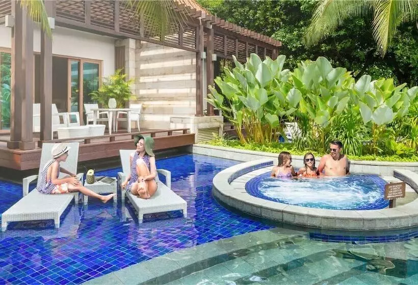 Resorts World Sentosa Equarius Villas