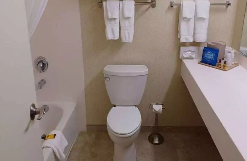 Surestay Hotel By Best Western Eureka