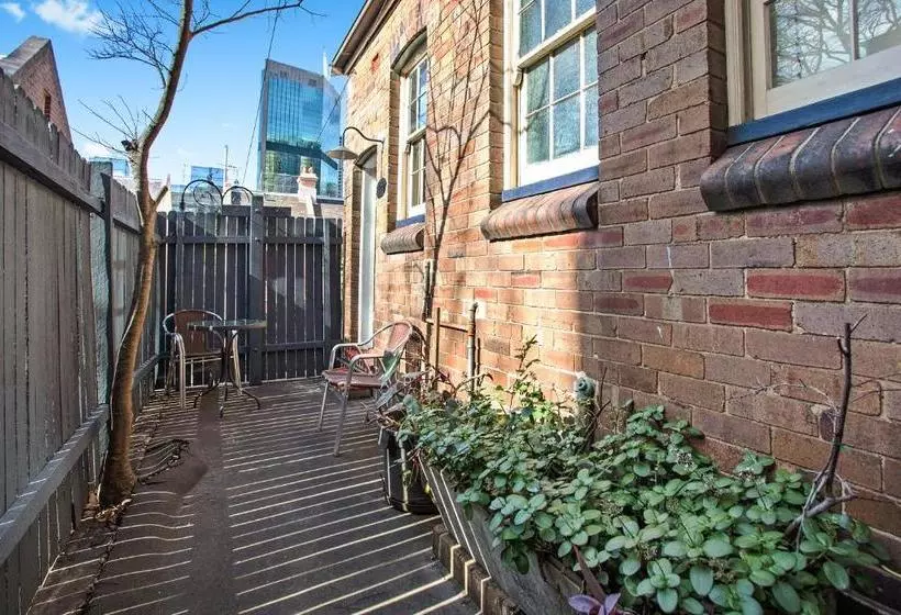 Sydney Harbour Bed & Breakfast