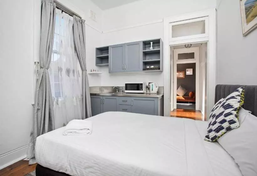Sydney Harbour Bed & Breakfast