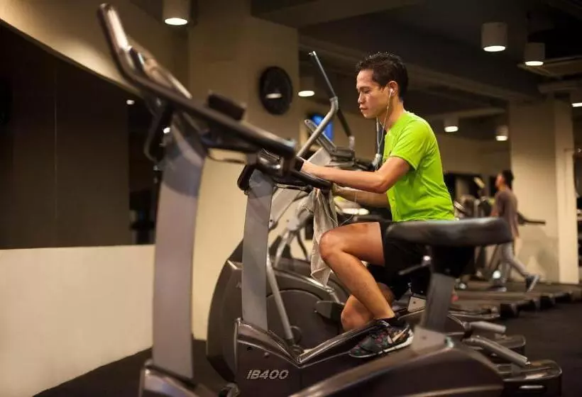 Отель Borneo Royale