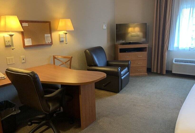 בית מלון כפרי Candlewood Suites Jonesboro, An Ihg