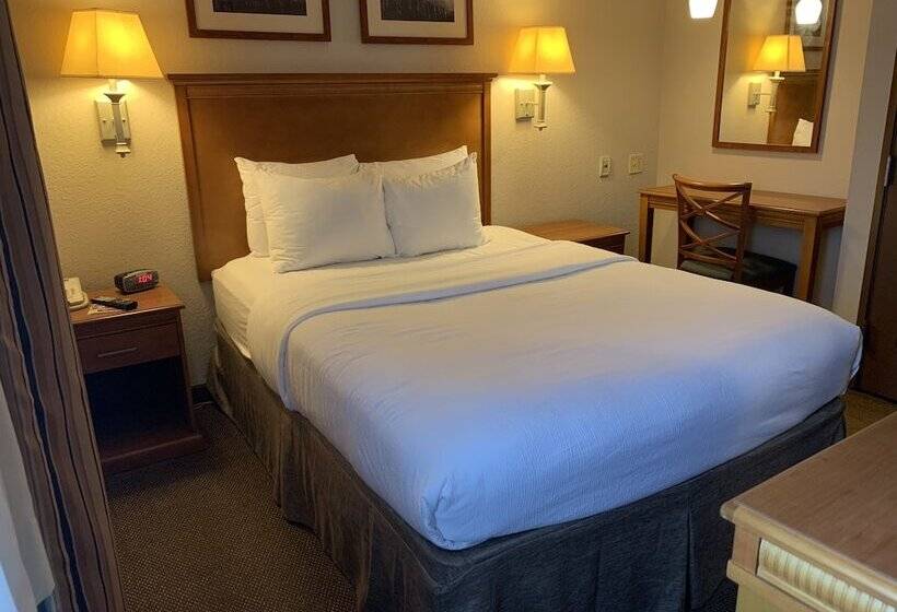 בית מלון כפרי Candlewood Suites Jonesboro, An Ihg