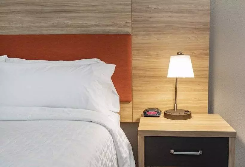 Hotel Candlewood Suites Mount Pleasant, An Ihg